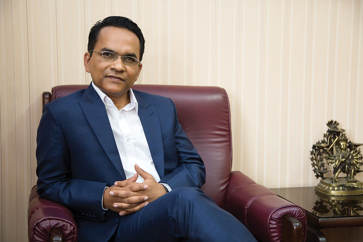 गभर्नर पौडेललाई नोटमा हस्ताक्षर गर्न रोक लगाउनु पर्ने माग गर्दै दिइएको रिटमा आज सुनुवाई हुँदै