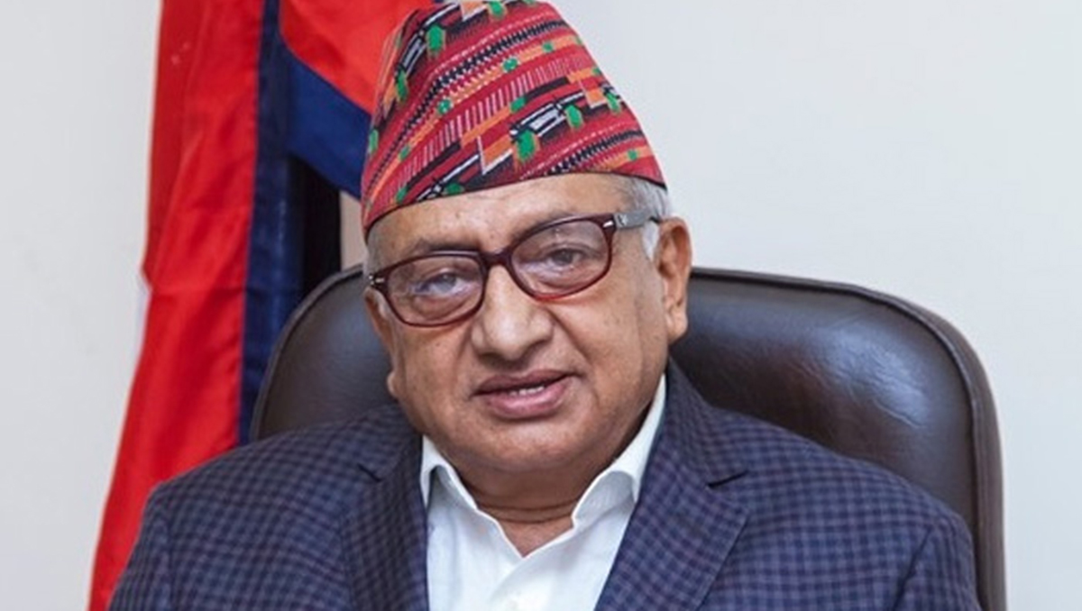 छोरालाई बागी उम्मेदवार बनाएपछि कांग्रेसबाट निकालिए पूर्वमन्त्री दीपकुमार उपाध्याय