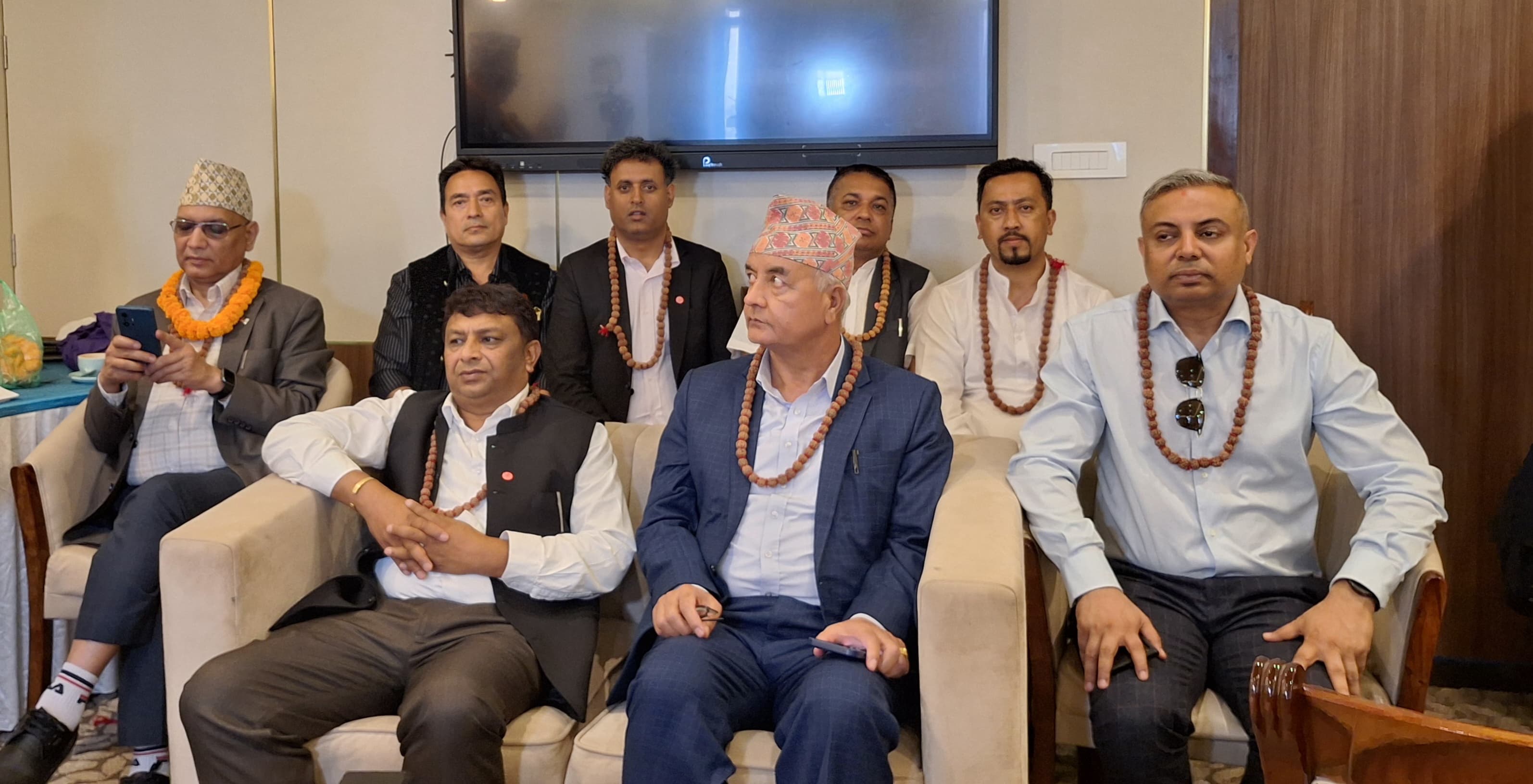 कृषि क्षेत्रको दिगो विकासका लागि सरकारको स्पष्ट नीति आवश्यक रहेको सरोकारवालाहरुको भनाई