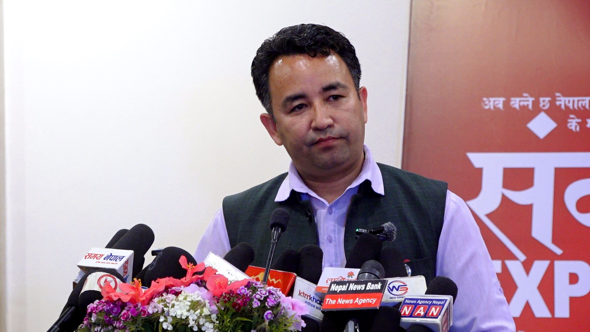 स्थानीय सरकार सशक्त बनाउन प्रशासकीय प्रमुख पठाइयो तर राजनीतिक हस्तक्षेप र भ्रष्टाचारले कमजोर बन्यो