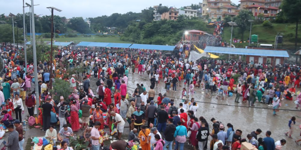 आज बुवाको मुख हेर्ने औँशी,श्राद्ध तर्पण गर्न बिहानैदेखि गोकर्णेश्वरमा हजारौँ भक्तजन