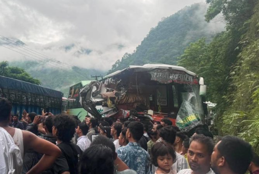 जलबिरेमा तीनवटा सवारी साधन ठोक्किँदा २६ घाइते, अवरुद्ध मुग्लिङ–नारायणगढ सड्क खण्ड पुनः खुल्यो