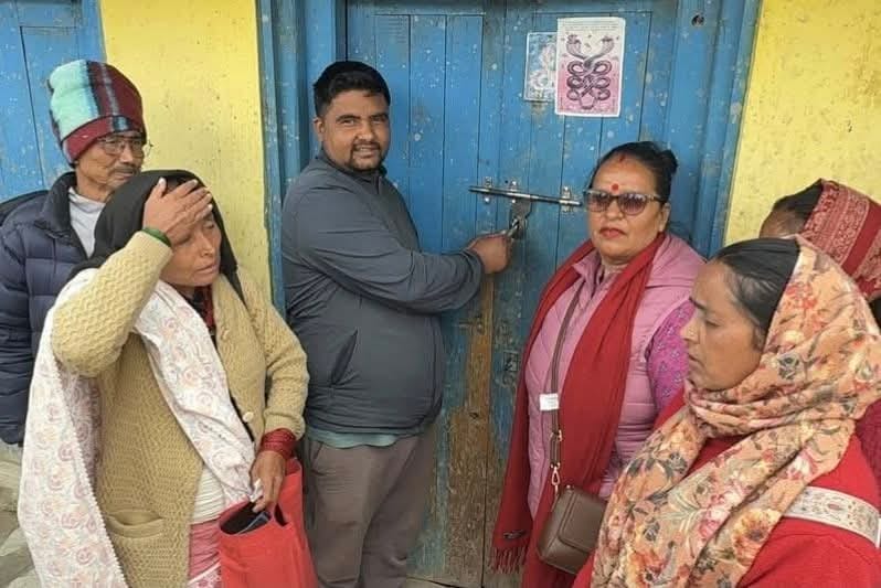 जुम्लामा दुई उडान गर्ने सहमतिपछि बन्द नेपाल एयरलाइन्स कार्यालयको खोलियो ताला