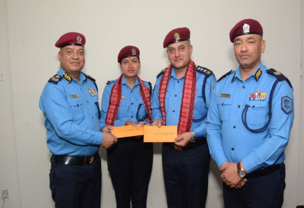 हत्यामा संलग्न अभियुक्तलाई भाग्दाभाग्दै नियन्त्रणमा लिन सफल महिला प्रहरी सम्मानित