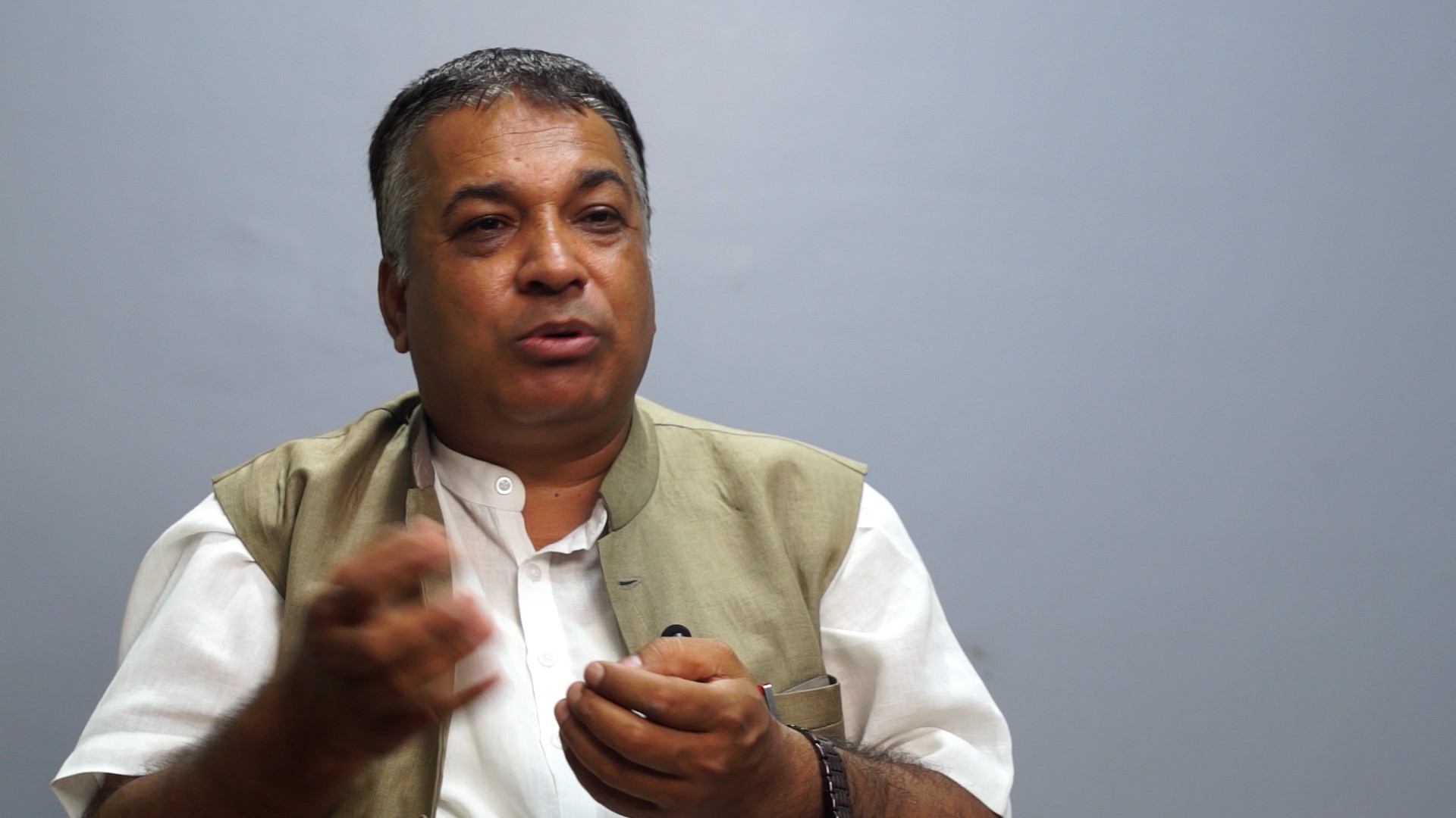 'डेरी उद्योग आफैं समस्यामा भएकाले भुक्तानी रोकिएको हो'