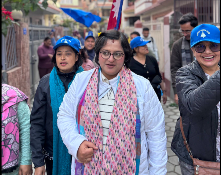 रन्जु दर्शनाले छोराको न्वारन सकेर समर्थकलाई भेट्ने