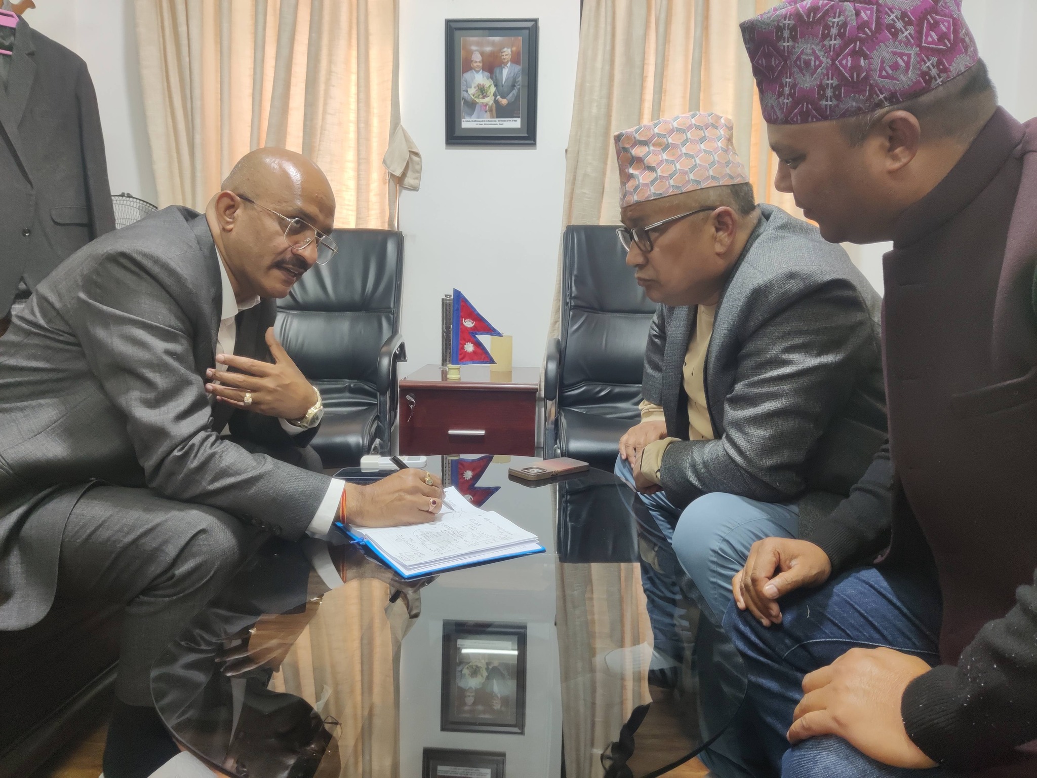 माथिल्लो कर्णाली जलविद्युत आयोजनाको प्रगतिबारे रास्वपा उम्मेदवार शाहीको चासो