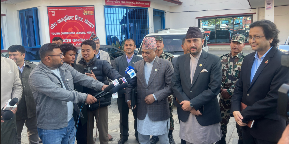 निर्वाचनको वातावरण बनाउन सरकार जुट्यो दलीय संवादमा,ध्वस्त भएका प्रमुख दलका पार्टी कार्यालयको निरीक्षण