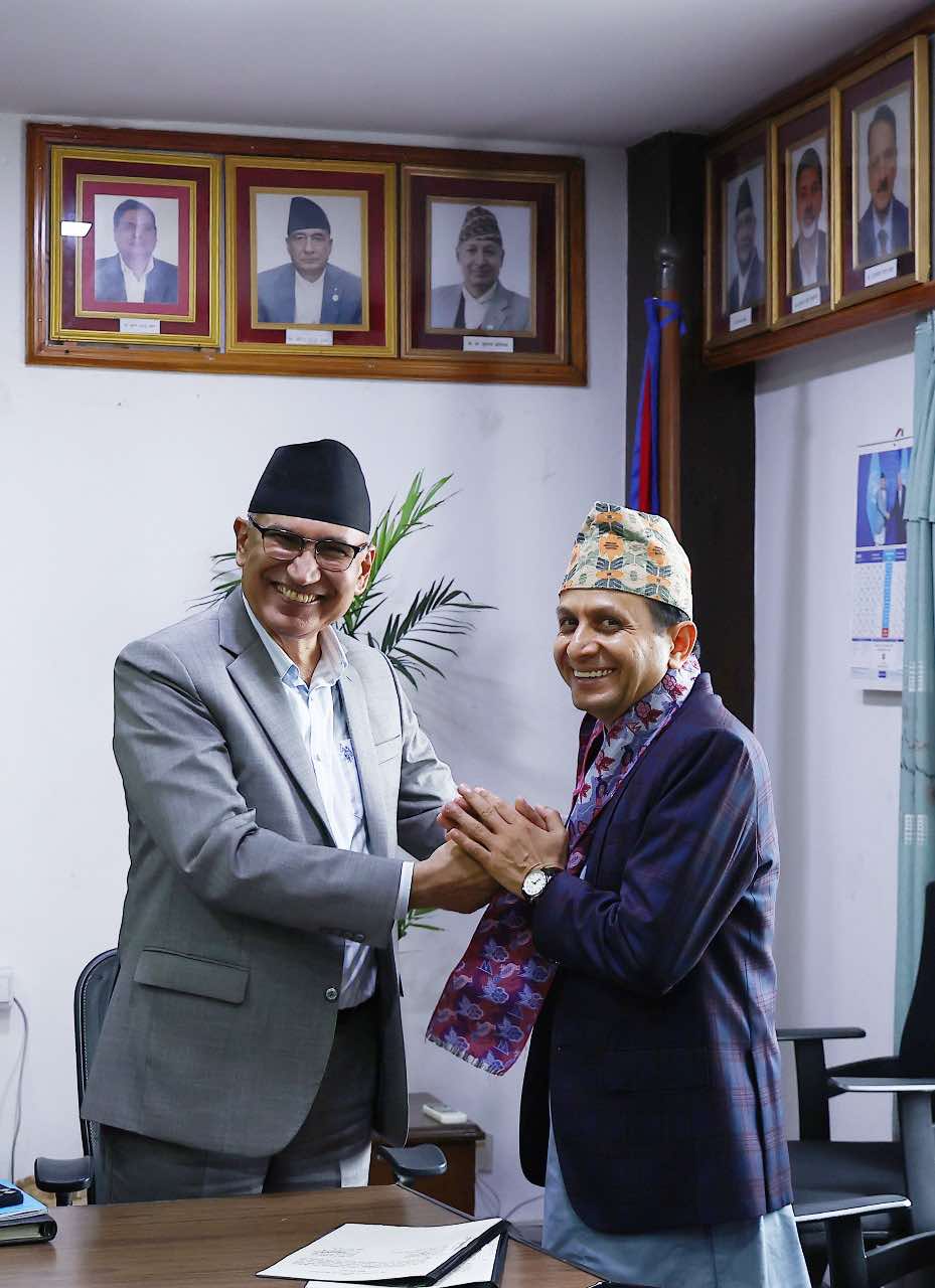 बीमा प्राधिकरणको अध्यक्ष पोखरेलले लिए सपथ