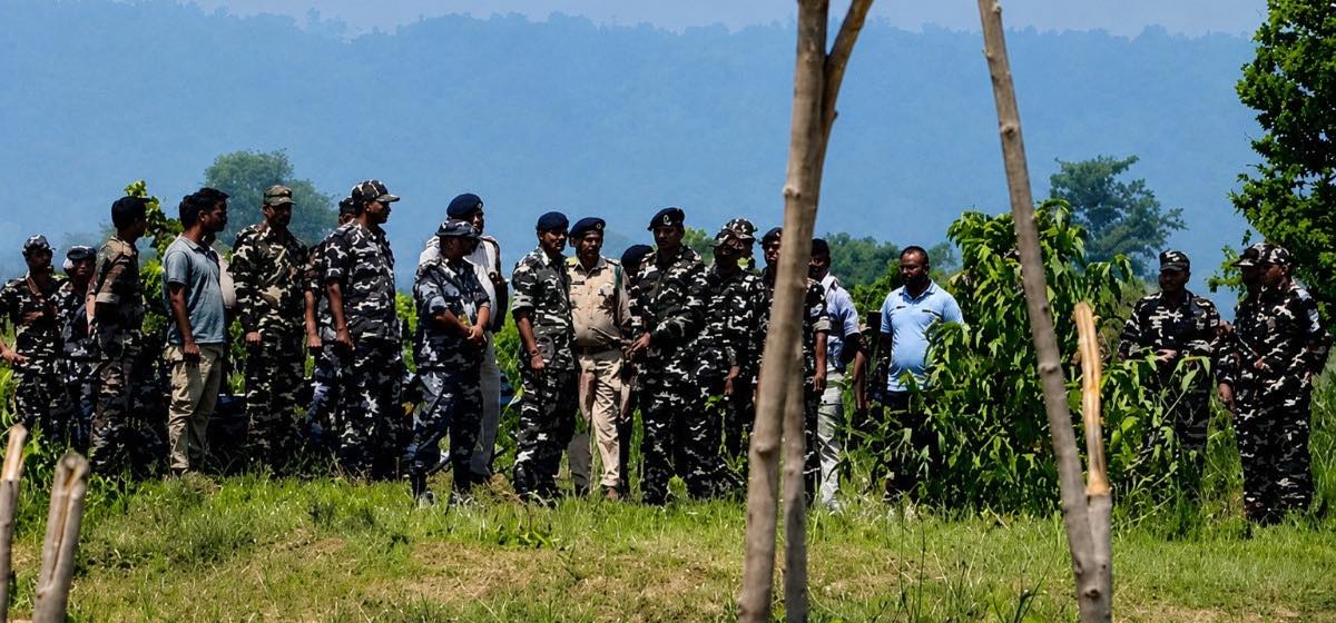 सुस्तामा एसएसबीले गर्यो अवरोध, निर्माणाधीन तटबन्धको काममा हस्तक्षेप