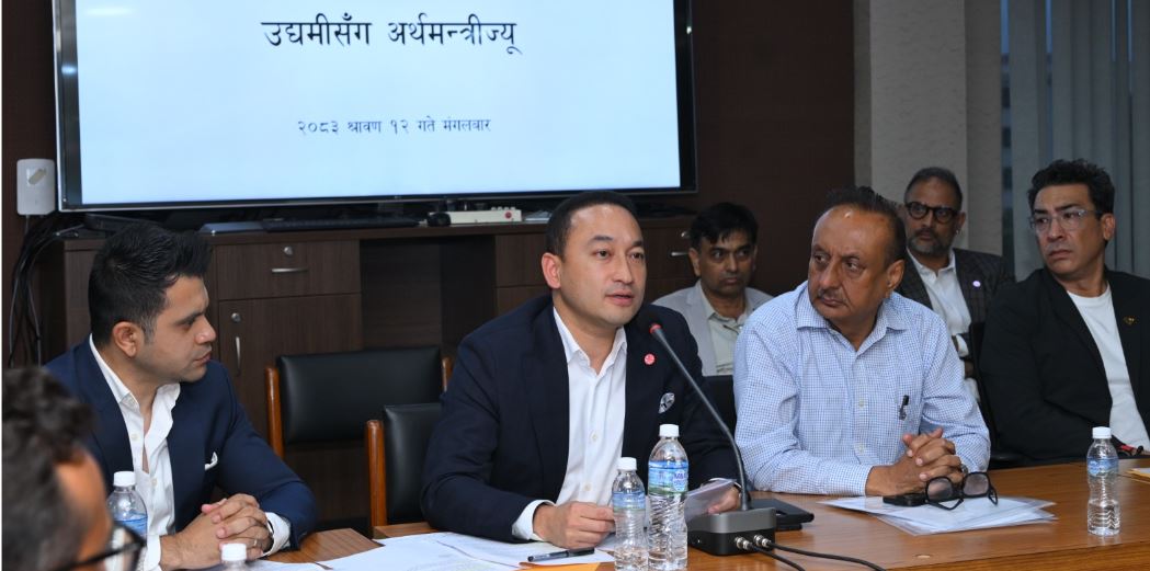 अर्थमन्त्रीले बोलाएको भेटघाटमा कुन उद्योगीले के सुझाव दिए ?