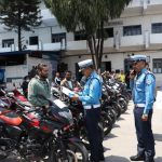 २४ घण्टामा ट्राफिक प्रहरीले गर्यो १३११ जनालाई कारबाही