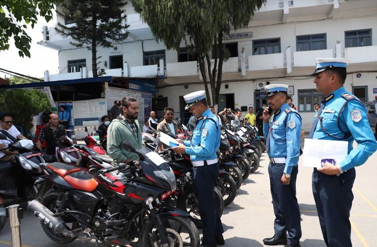 चोरी भएका ३८३ वटा मोटरसाइकल बरामद,चोरीमा संलग्न ३६ जना परे कारबाहीमा