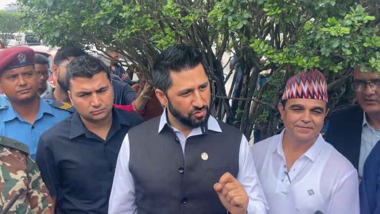रवि लामिछानेको रिट ‘हेर्दाहर्दै’ मा, मङ्गलबार सुनुवाइ हुने