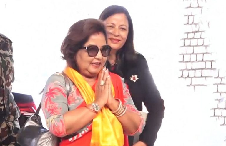 हिजो प्रचण्ड आज आरजु पुगिन् भारत, के पाक्दैछ खिचडी ?