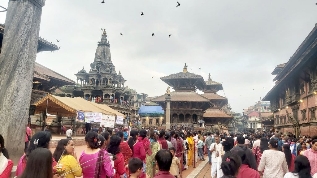 श्रीकृष्ण जन्माष्टमी - देशैभरका कृष्ण मन्दिरमा भक्तजनको घुइँचो