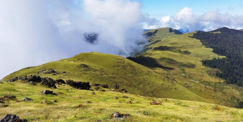 पर्यटकको रोजाइमा ‘मुन्दुम ट्रेल’, जहाँबाट देखिन्छ सगरमाथा लगायतका सुन्दर हिमालहरु