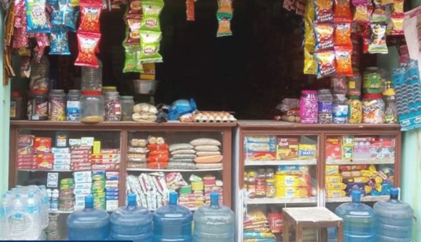 काठमाडौँका चार सय ९७ पसलको अनुगमन गर्दा २० वटा मात्रै नियमअनुरुप सञ्चालनमा
