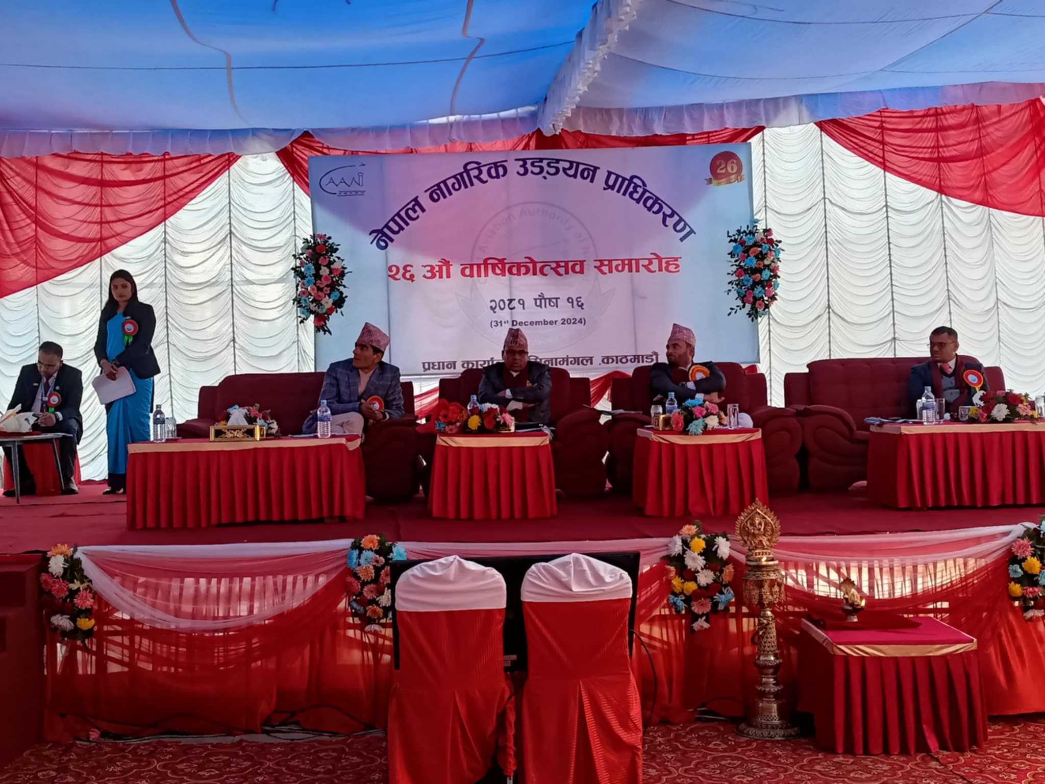 नयाँ वायुसेवा कम्पनी खुल्नुपर्ने पक्षमा मन्त्री र महानिर्देशक, सञ्चालक संघ भन्छ: भएकालाई जा नयाँ आइज भन्नु कस्तो पारा हो ?