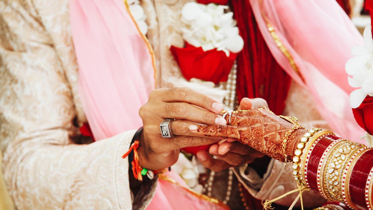 वैदेशिक रोजगारमा गएका ०.४ प्रतिशत श्रीमतीले  गर्छन दोस्रो विवाह