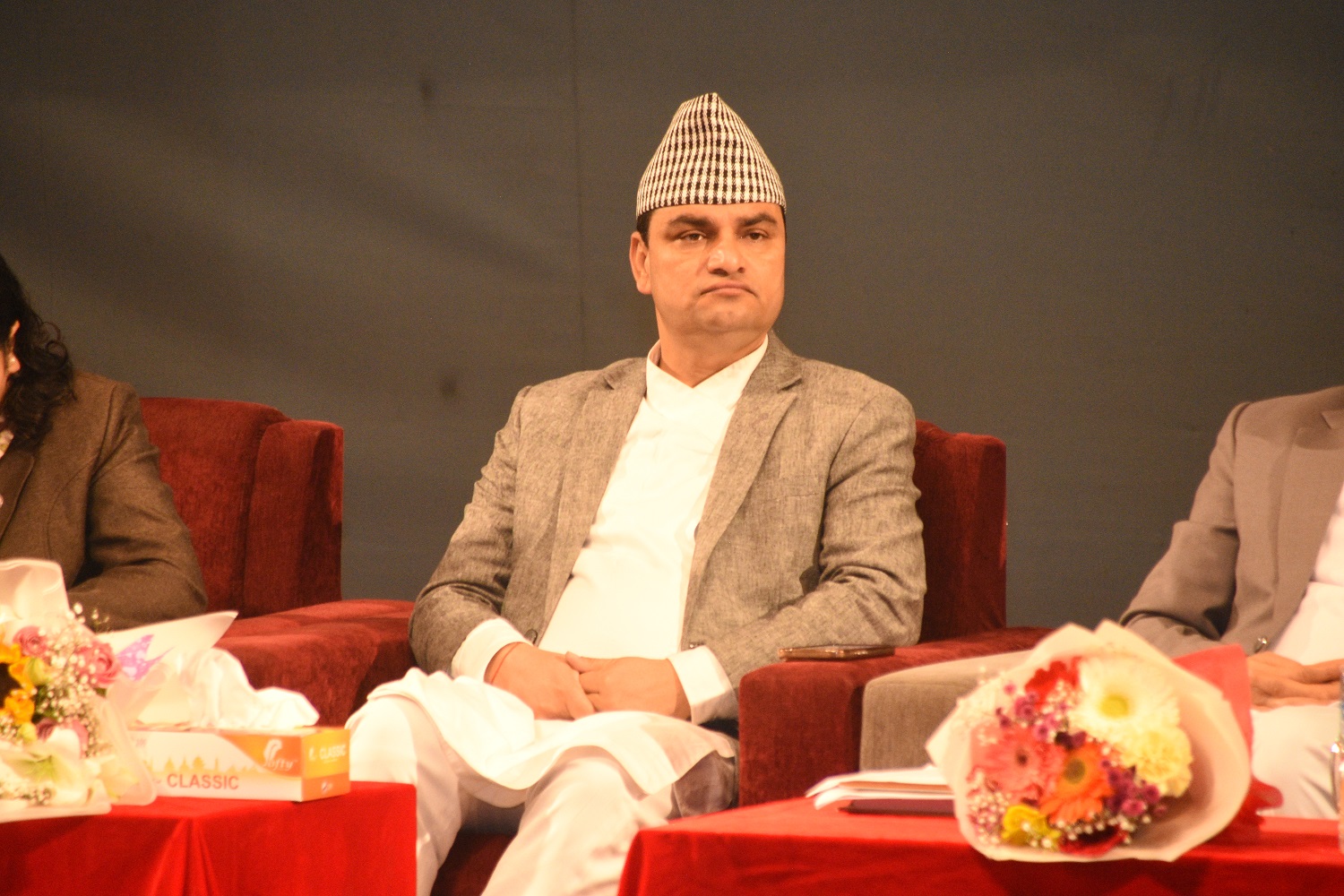 प्यारालाइसिसको औषधी निःशुल्क उपलब्ध गराउने स्वास्थ्य मन्त्री पौडेलको निर्णय
