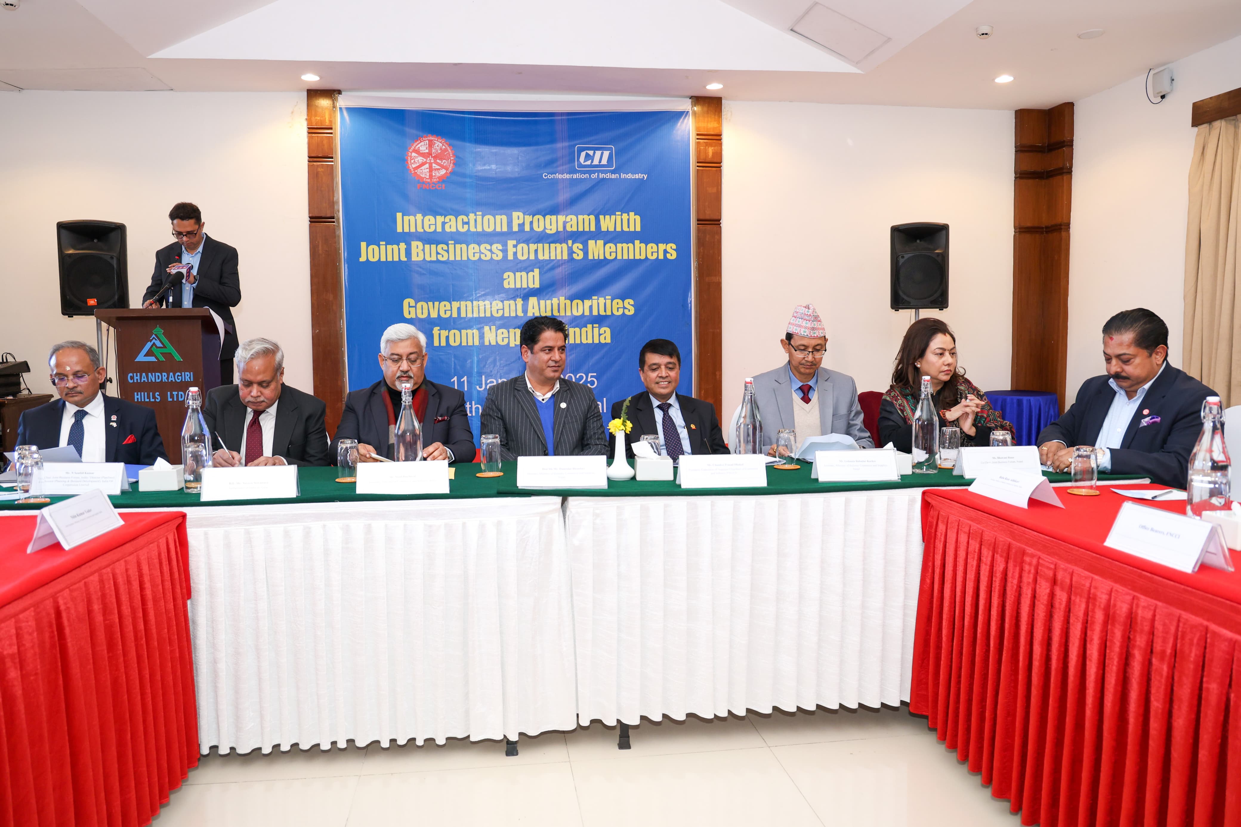 नेपाल–भारत संयुक्त व्यापार मञ्चको दोस्रो बैठक सम्पन्न, व्यापार र लगानी सहजीकरणका विषय हस्तान्तरण