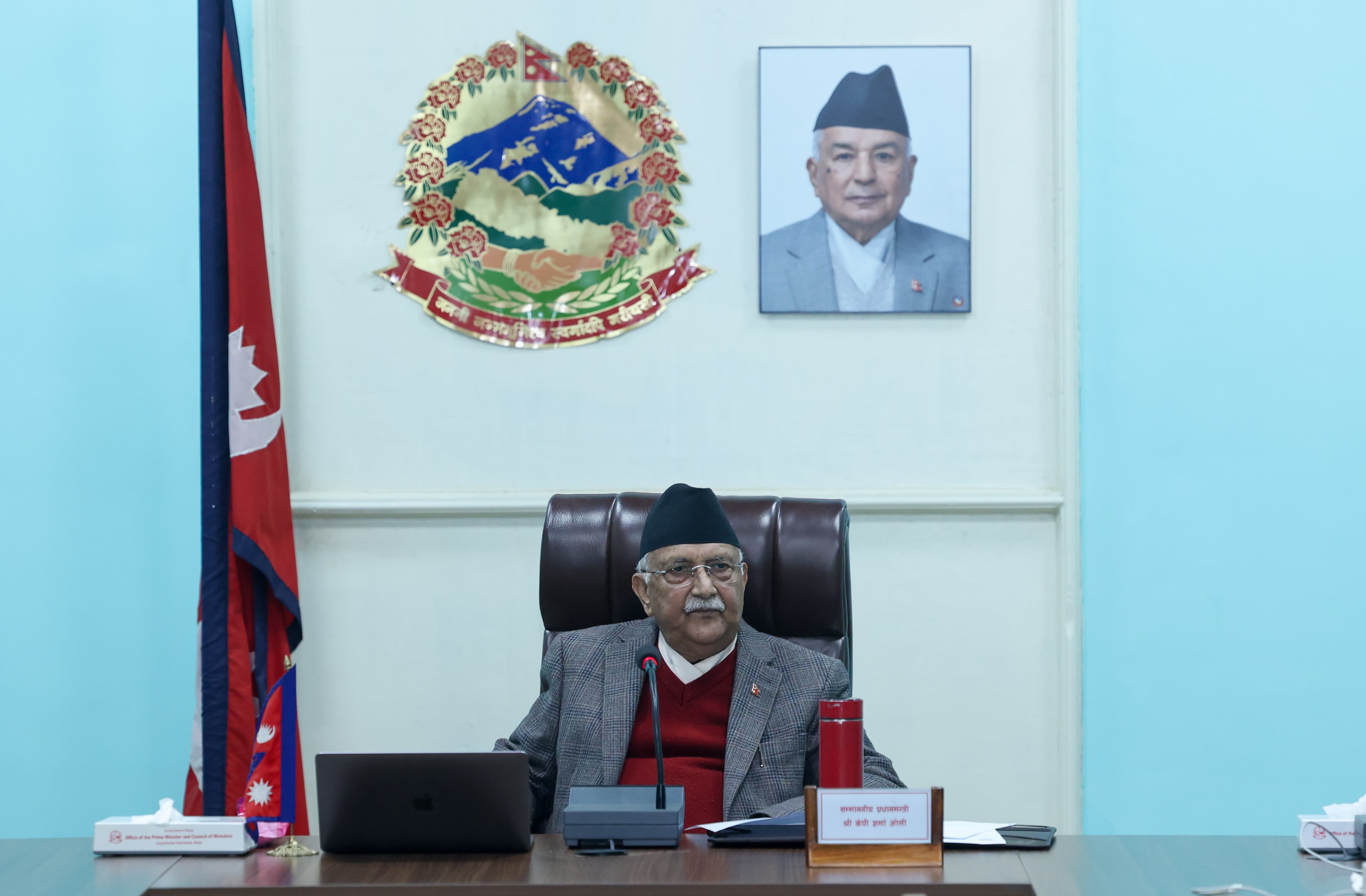 घाटामा गएका उद्योग नचलाउन प्रधानमन्त्री ओलीको निर्देशन