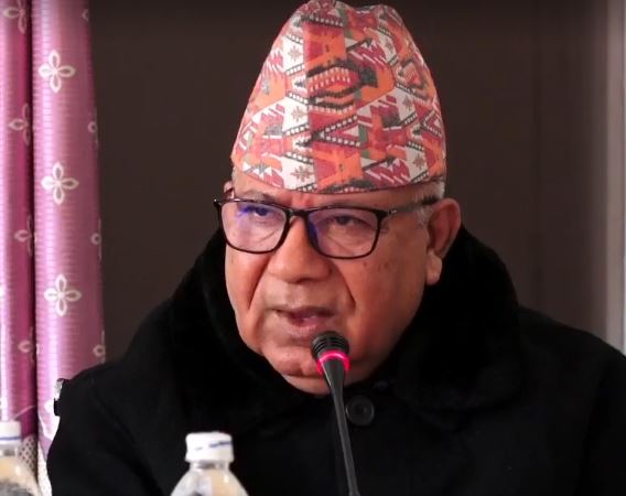 कमिशनका लागि देउवाले डडेल्धुरामा विमानस्थल बनाउन लागेका हुन् : माधव नेपाल