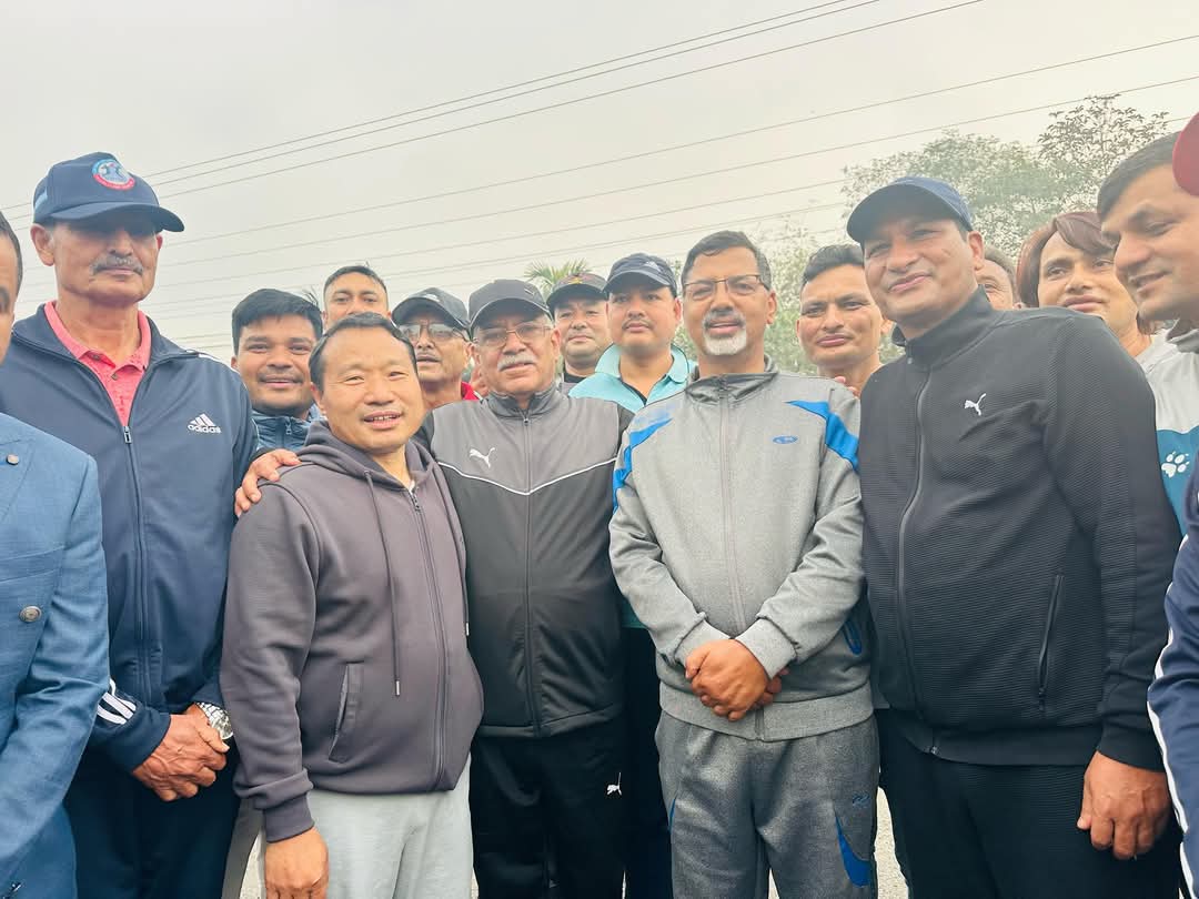 पूर्वराजा ज्ञानेन्द्रलाई वर्षमानको चेतावनी : मुख नमिठ्याए हुन्छ, तानाशाही फर्कँदैन