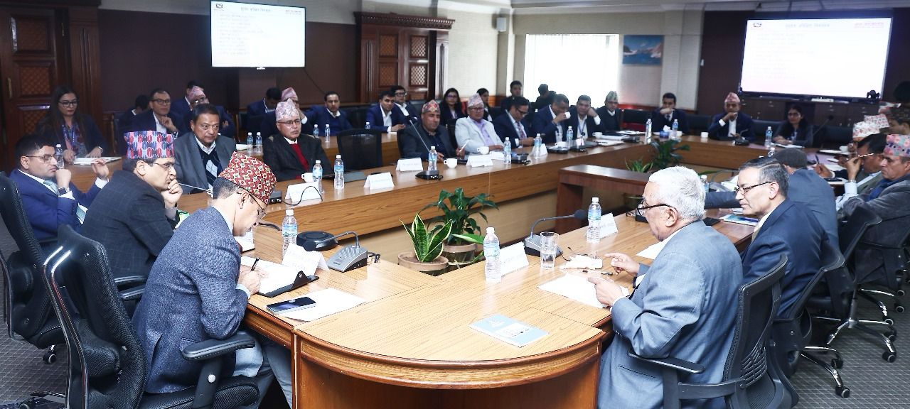 पूर्व अर्थसचिवले अर्थमन्त्रीलाई  भने, अर्थतन्त्र सुधार्न बोल्ड कदम चाल्नुस्