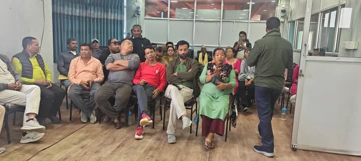 गाउँका सहकारीहरुलाई : 'चिन्ता छैन केही..'