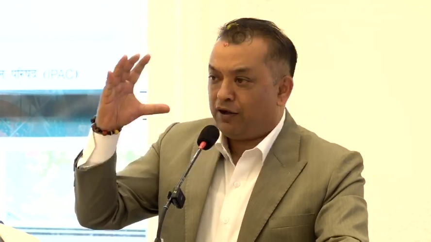 कांग्रेसले देशलाई दुर्घटना, द्वन्द्व वा अतिवादमा पर्न नदिनेगरी काम गर्छ : गगन थापा