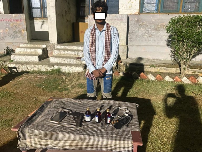 खोलाको किनारमा महिलाको शव फेला, पहिचान खुलेन्