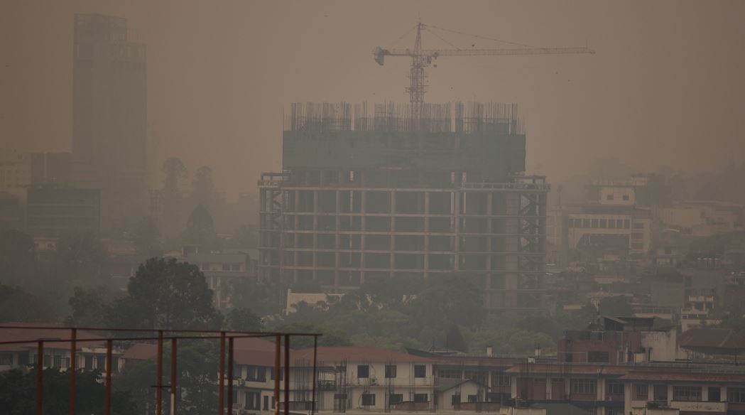 काठमाडौंको वायू प्रदुषणमा केही कमी, एक्यूआई आज २३२ मा झर्यो