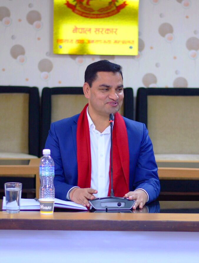 बालबालिकाको प्रतिरोधात्मक क्षमता बढाउन स्वर्णप्रासन आयुर्वेदिक थोपा प्रदान गर्ने स्वास्थ्य मन्त्री पौडेलको निर्णय